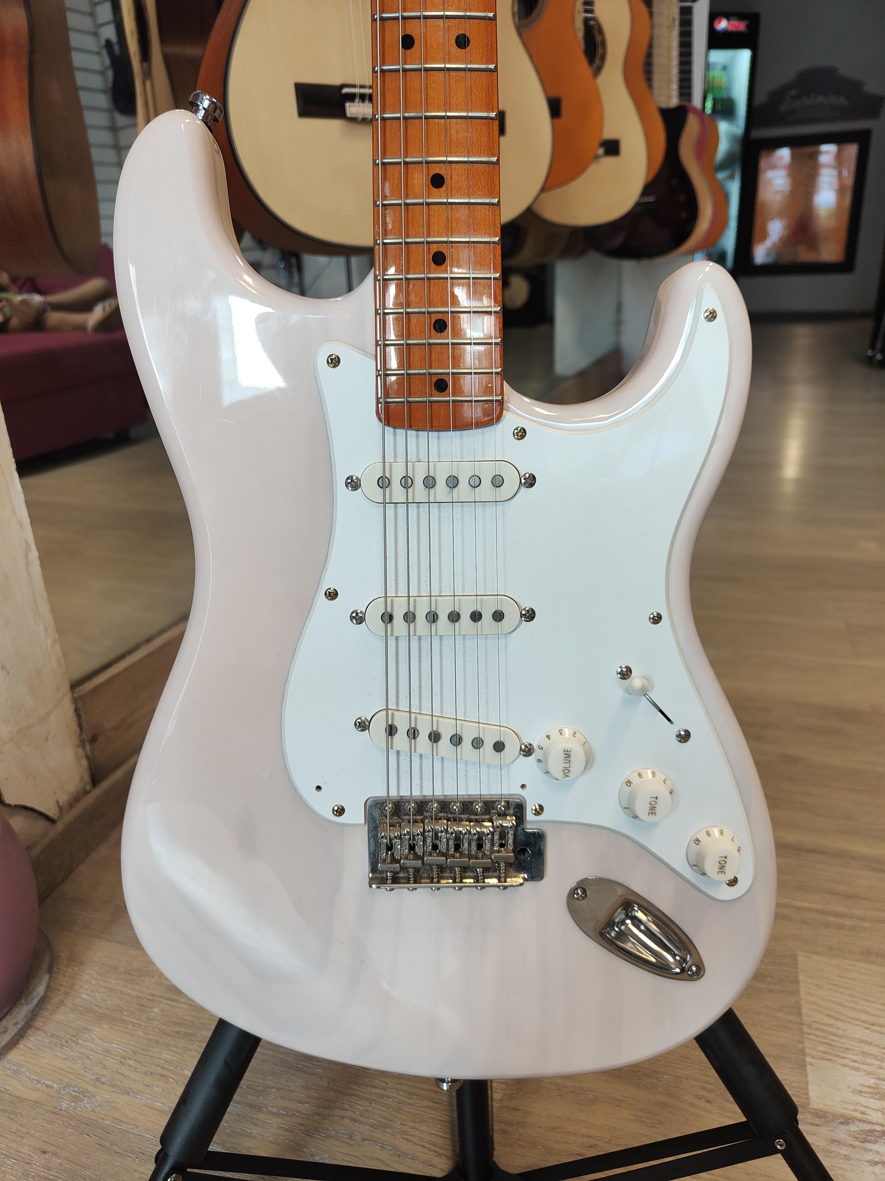Squier Classic Vibe